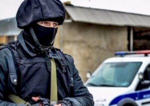 Polis əməliyyat keçirdi: 5 narkotacir tutuldu