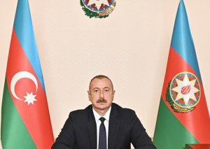 Prezident Əliyev Bəyannamənin birinci bəndinə diqqət çəkdi