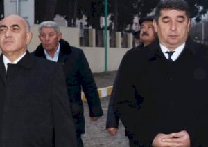 Həbsdə vəfat edən sabiq icra başçısı bu adamlardan rüşvət tələb edib - Şok siyahı