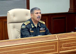 Müdafiə Nazirliyində xidməti müşavirə keçirilib