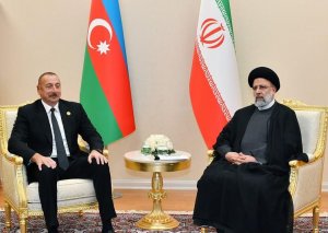 İlham Əliyev İran Prezidentini təbrik edib