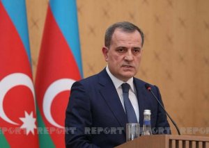 Ceyhun Bayramov gürcüstanlı həmkarı ilə görüşüb