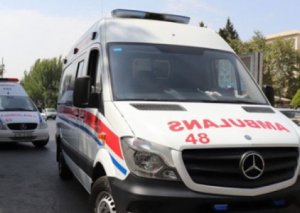 TƏCİLİ: Azərbaycanda tələbələri daşıyan avtobus aşıb, XEYLİ SAYDA YARALI var