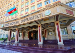 Rüşvət iddiası: BDU bu müəllimi işdən qovdu