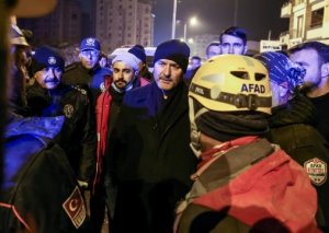 Türkiyədə baş verən iki zəlzələdə 3 nəfər ölüb, 213 nəfər yaralanıb