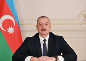 İlham Əliyev Xocalı soyqırımı abidəsini ziyarət edib