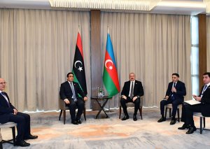 Prezident görüşlər keçirdi - Fotolar - Yenilənib