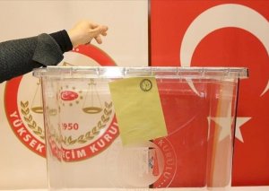 Türkiyə seçkilərə start verdi: Prezident olmaq istəyənlər...