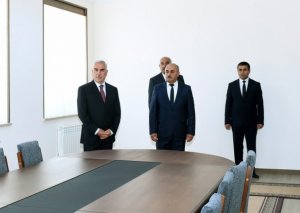 İşdən çıxarılan icra başçısını Vasif Talıbovla nə bağlayır?