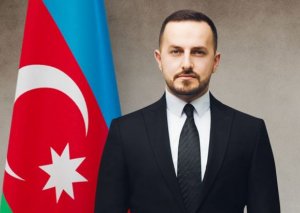 Gəncə Dövlət Filarmoniyasında Ulu Öndərə həsr olunan yubiley tədbirinə görə RƏŞAD YUSİFOV 1500 MANAT İSTƏDİ