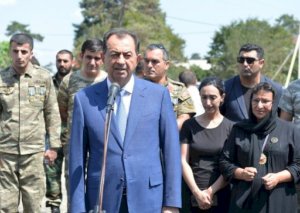 Kəmaləddin Heydərov icra başçısının oğlunu işdən çıxardı