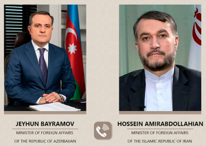 Azərbaycan və İran XİN başçıları telefonla danışdılar