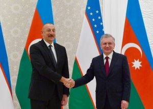 İlham Əliyev Şavkat Mirziyoyevi təbrik edib