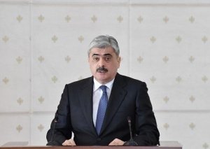 AZAL-ın hesabında milyonlarla pul... - Nazir