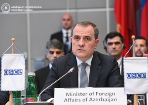 Sülh sazişi mətni üzərində danışıqlar aparılır - Bayramov
