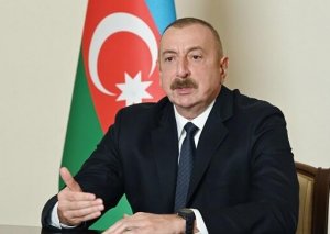 İlham Əliyev Nigeriya və Latviya liderlərini təbrik etdi