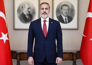 Lavrov Hakan Fidanı təbrik etdi