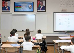 Bakıda bu iki müəllimin fəaliyyəti qadağan edildi - SƏBƏB + FOTO