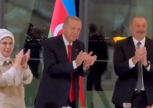 Prezidentlər Azərini ayaq üstə alqışladılar