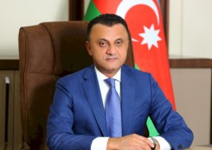 Qızına dəbdəbəli toy edən məmur işdən çıxarılır