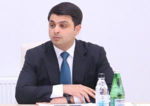 Döyüldüyü deyilən icra başçısının həyat yoldaşı işdən çıxarıldı - Foto