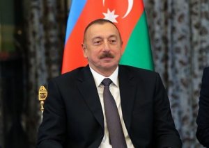 İlham Əliyev Sloveniyanın prezidentini təbrik etdi