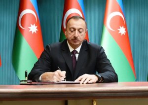 İlham Əliyev Cibutili həmkarını təbrik etdi