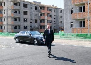 Prezident Samuxa getdi