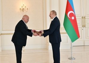 İlham Əliyev İordaniyanın yeni səfiri ilə görüşdü