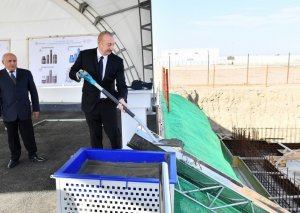 Prezident “Çinar-Servis” İstehsal-kommersiya firmasının yeni müəssisəsinin təməlini qoyub