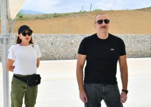 Prezident və birinci xanım Şuşada