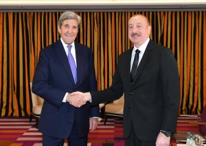 İlham Əliyev Münxendə görüşlər keçirir - Yenilənir