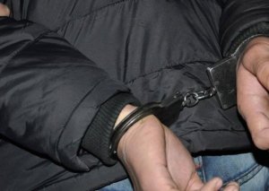 ƏVVƏL NARKOTİKLƏ ƏLAQƏDAR HƏBS OLUNMUŞDU, İNDİ İSƏ... - Keçmiş məhbusun üzərində narkotik və silah aşkarlandı