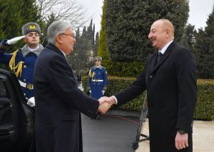 İlham Əliyev Kasım-Jomart Tokayevi Füzulidə qarşıladı