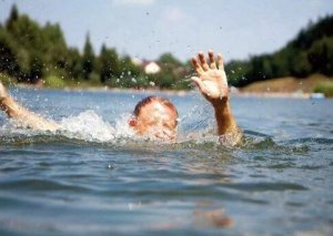 Azərbaycanda dəhşət: Ata öz övladını suda boğub öldürdü