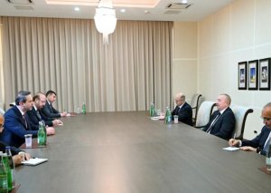 Prezident türkiyəli naziri qəbul etdi