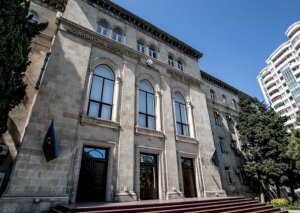 Azərbaycanda yüksək vəzifəli şəxs işdən çıxarıldı