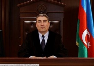 Rüşvət almaqda ittiham olunan sabiq hakimlə bağlı yeni - Qərar