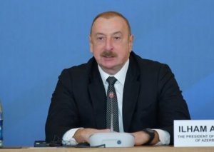 İlham Əliyev Oksfordda dəyirmi masada iştirak edir