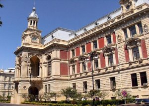 Bakıda rayon icra başçılarına qanunsuz tikililərlə bağlı ciddi xəbərdarlıq edilib