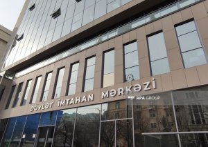 Abituriyentlər üçün həyəcanlı anlar - Dəqiqələr qaldı...