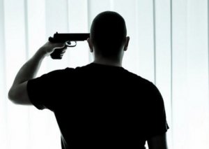 "Qanuni oğru" adı əlindən alınan avtoritetözünü öldürdü - FOTO