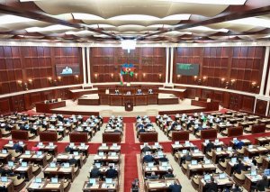 Baş nazirin müavini deputat olsa, ƏƏSMN-in qanunsuzluğuna son qoyacaq? - HAQLI SUAL...