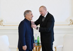 Prezident onu təltif etdi - Yenilənib - Fotolar