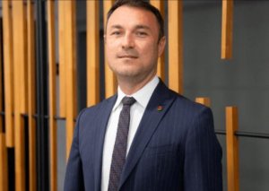 Piyadanı vuraraq öldürən Azəriqaz İstehsalat Birliyinin baş müşaviri Nail Abdullayev niyə məsuliyyətə cəlb olunmayıb?