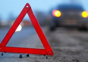 Bakıda icra məmurunun maşınla vurduğu qadın öldü