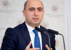 “Emin Əmrullayev dostuna, sinif yoldaşlarına vəzifə verir” – SENSASİON ittiham