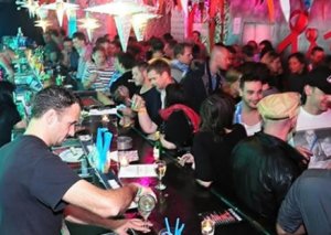 Bakıda dəhşət: bir yerdə yeyib-içən 4 dostun meyiti tapıldı