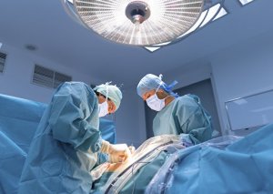 Nazirdən plastik cərrahlarla bağlı açıqlama: Yekun qərar...