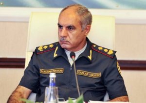 İlham Əliyev Xanlar Vəliyevi təltif etdi